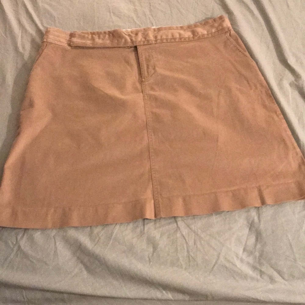 Old Navy khaki skirt